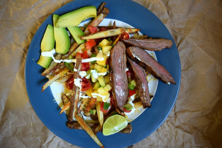 Pineapple Pico Dish Complete